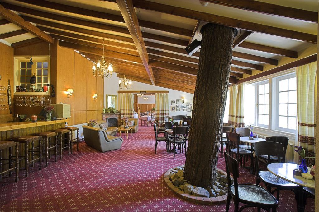 New Helvetia Hotel パノ・プラトレス エクステリア 写真
